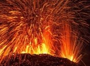 Ад во Франции: вулкан на острове Реюньон (Фото)