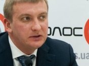 Двух задержанных студентов выпустили под домашний арест