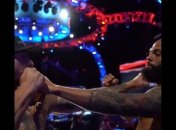 Украинский боец ММА устроил потасовку на взвешивании (видео)