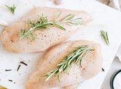 Филе - это же пластилин: победитель "Мастер Шеф" Евгений Клопотенко собрал подборку интересных блюд из курицы 