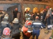 Дрогобич: под завалами дома обнаружены тела 8 погибших, из них один ребенок