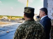 Порошенко анонсировал серийное производство 152-мм снарядов для "Гиацинта"