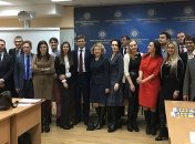 Общественность прекращает участие в оценке судей