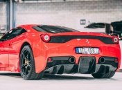 Автовиробник Ferrari призупинило роботу через пандемію