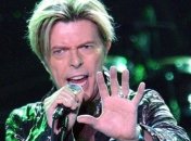 Дэвид Боуи возглавляет чарты