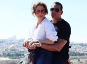 Дженнифер Лопес и Алекс Родригес отметили помолвку с детьми и друзьями(Фото)