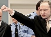 Брейвику пошли на уступки