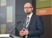 Яценюк - Путину: Мы - не "единый народ"