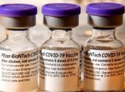 Украина ждет 17 млн доз вакцин, но они могут не спасти страну от вспышки COVID-19