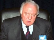 Шеварднадзе похоронят у жены