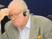 Во Франции основателя "Национального фронта" выгнали из собственной партии