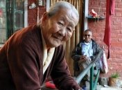 Ученые выяснили, почему женщины живут дольше мужчин