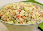 Сколько "Оливье" выбрасывают украинцы?