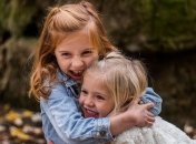 Международный день девочек 2019: лучшие поздравления и открытки