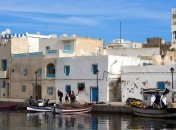 В Тунисе салафиты напали на туристов