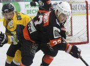 УХЛ. Белый Барс не смог остановить победную серию Кременчука