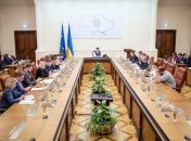 Кабмин предложил повысить прожиточный минимум вдвое 