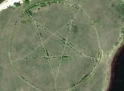 Спутник заснял шокирующую пентаграмму в Казахстане