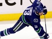 Известный хоккеист получил серьезную травму головы (Видео)