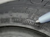 На кожній шині зазначена дата виробництва