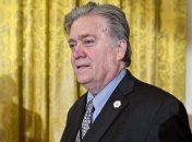 Главный стратег Трампа посоветовал журналистам закрыть рот