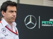 Руководитель "Мерседесa" встретится с Хэмилтоном и Росбергом