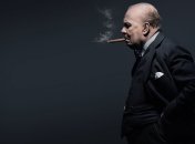 Кадр из фильма "Темные времена"