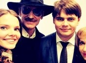 Елизавета Боярская похвасталась "селфи" со всей семьей 