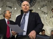 Маккейн: США должны ответить мощной политикой на действия РФ в Сирии