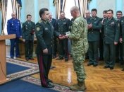 Полторак наградил бойцов за участие в АТО