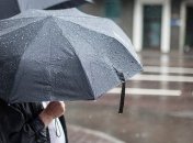 В половині України тепло і сухо, в іншій - дощі і грози: синоптики дали прогноз погоди на четвер