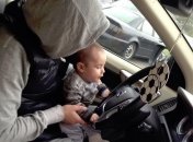 Футболист Игорь Худобяк похвастался сыном (ФОТО)