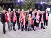 Зимний досуг для всех: на рождественской ярмарке "Николай принимает друзей" на Банковой будет работать бесплатный каток с тренировками для детей с инвалидностью