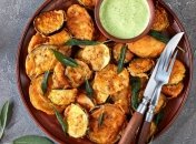 Невероятные баклажаны в кляре по-гречески