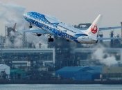 В Японии из-за тайфуна отменили уже 400 авиарейсов