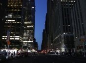 Жителям Нью-Йорка восстановили электроснабжение