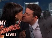 Западные звезды увлеклись новым флешмобом (Видео)