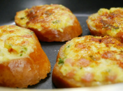 Таких бутербродів можна приготувати цілу гору дуже швидко