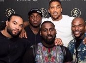 Джошуа сможет заниматься в тренировочном зале Мейвезера