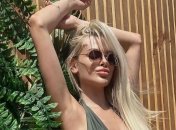 Украинская модель после увеличения груди сильно поправилась: фото до и после