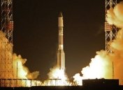 Ракета "Протон-М" вывела на орбиту спутник "Экспресс-АМ6" 
