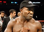 Холифилд подшутил над Суаресом