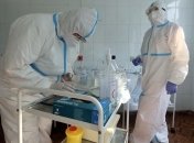 Лікарі "зашиваються": інфекціоніст поділився новинами з передової про боротьбу з коронавірусом