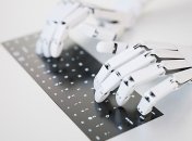 Японский робот попал в финал литературного конкурса 