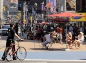 В Нью-Йорке запретили продажу газировки в больших стаканах