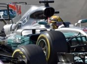 Современные машины Формулы-1 со звуком двигателя V10 (Видео)