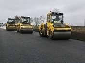 Президент уверен, что за время его каденции в Украине отремонтируют все дороги