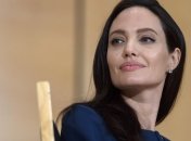 Анджелина Джоли сразила публику на встрече номинантов "Золотого глобуса"