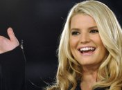 Джессика Симпсон ляжет под нож, чтобы похудеть