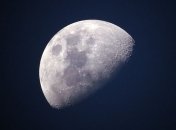 Возраст льда на Луне: сколько же на самом деле лет лунным ледяным отложениям